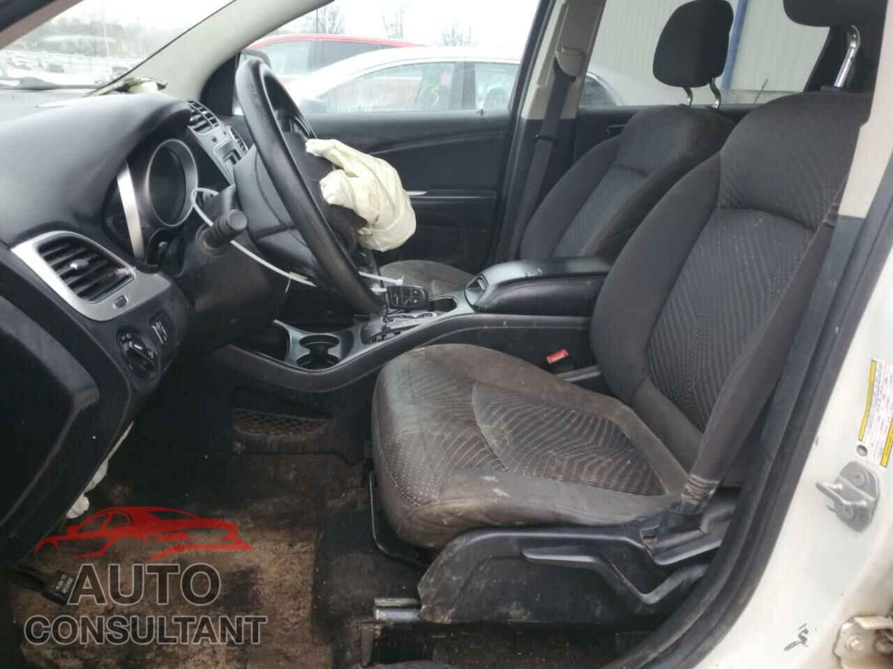 DODGE JOURNEY 2015 - 3C4PDCBG5FT699992