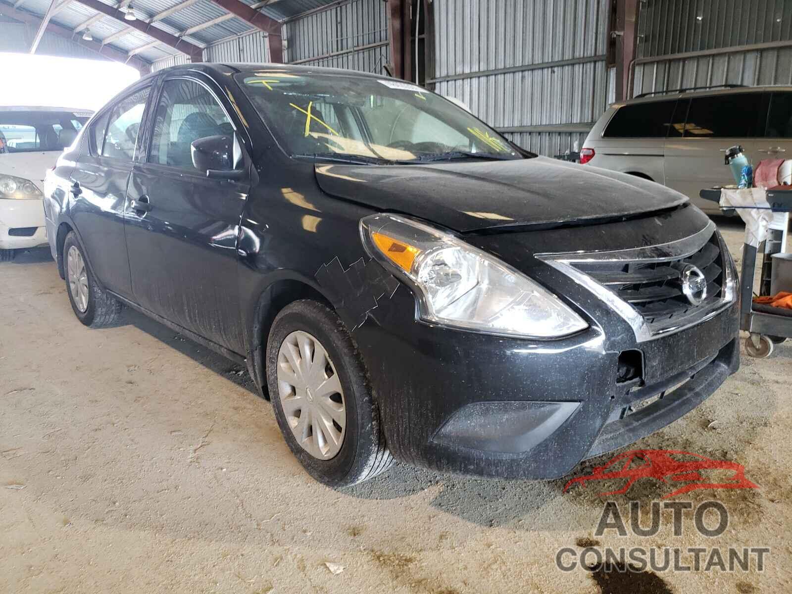 NISSAN VERSA 2017 - 3N1CN7APXHL859066