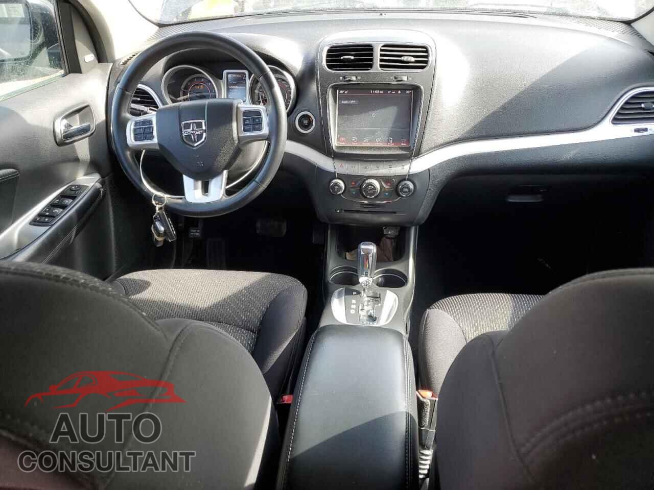 DODGE JOURNEY 2013 - 3C4PDCCG2DT643066