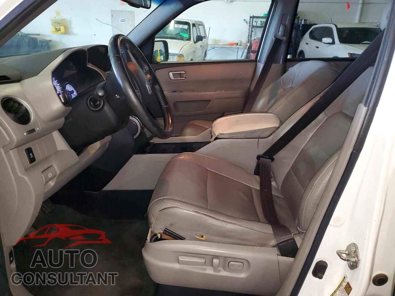 HONDA PILOT EXL 2012 - 5FNYF3H59CB006890