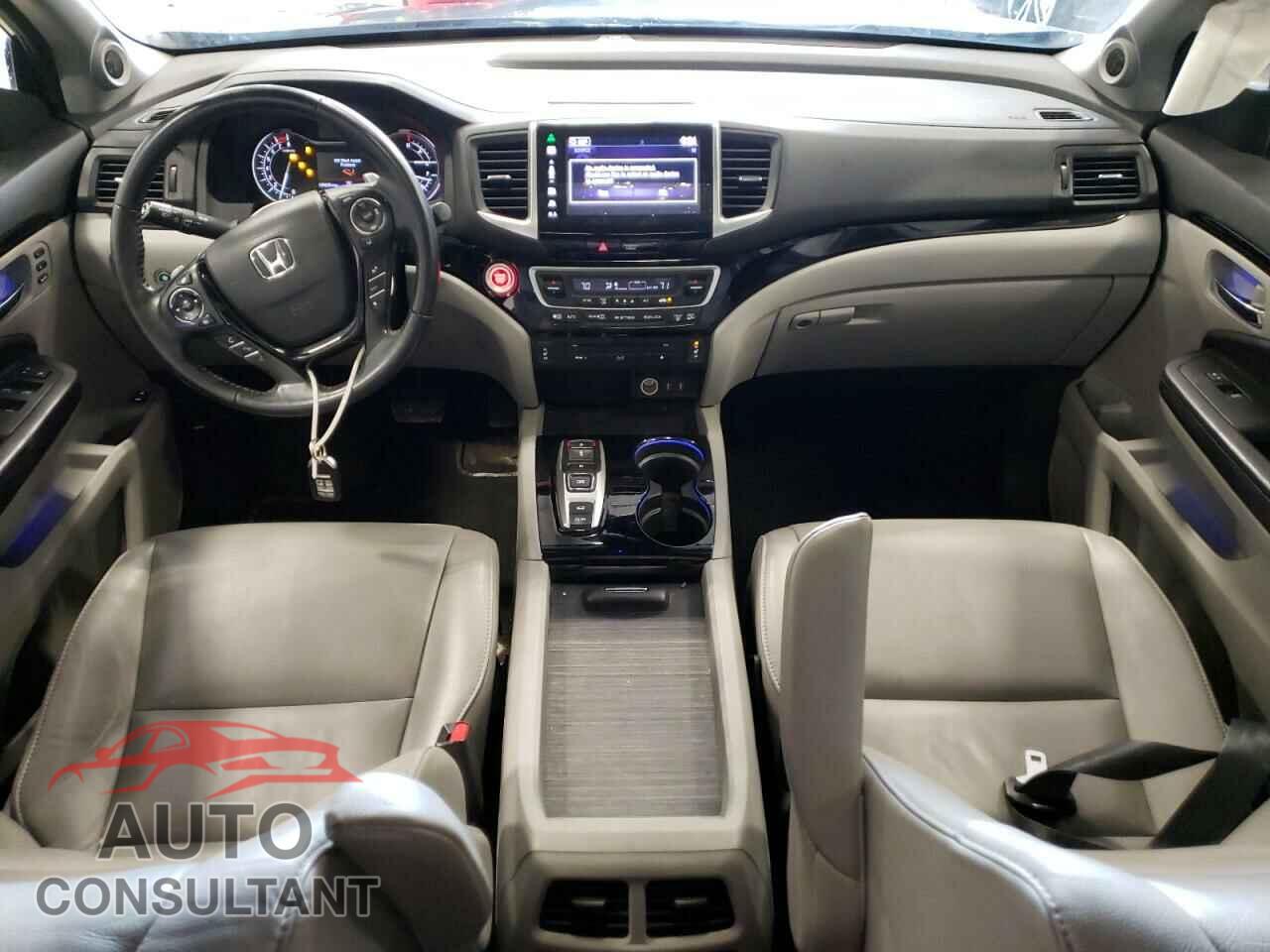 HONDA PILOT 2016 - 5FNYF6H9XGB087568