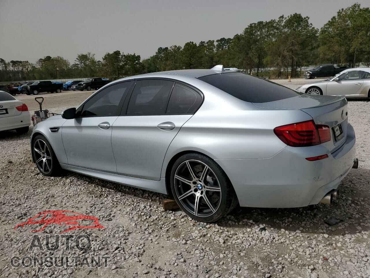 BMW M5 2013 - WBSFV9C53DD096706