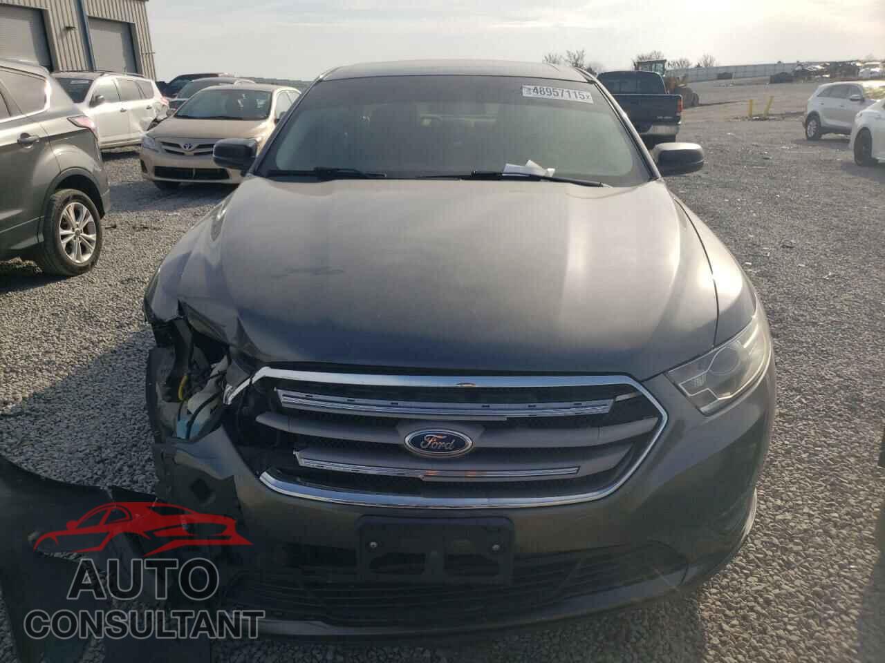 FORD TAURUS 2015 - 1FAHP2D85FG153618