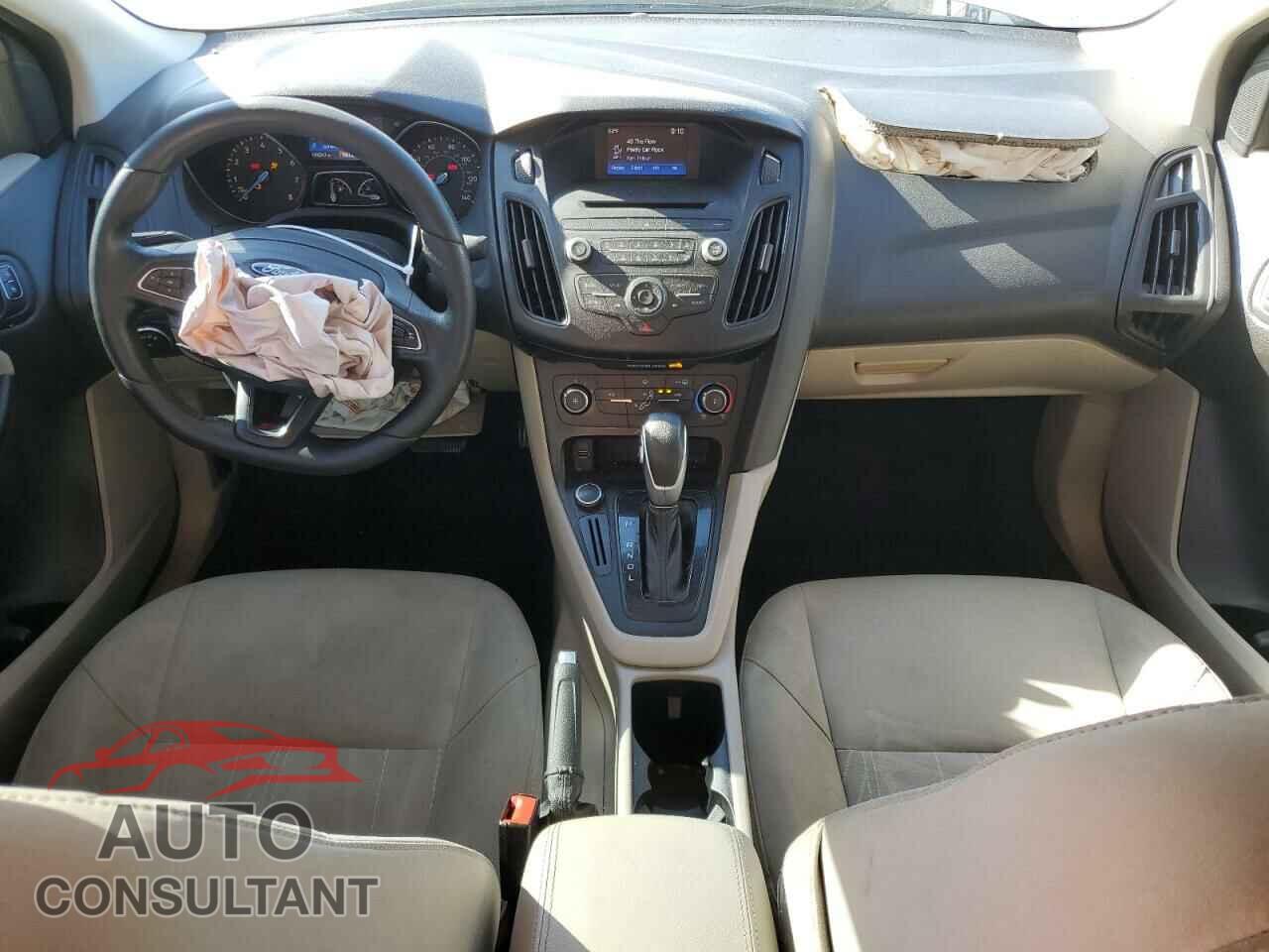 FORD FOCUS 2017 - 1FADP3F29HL327312