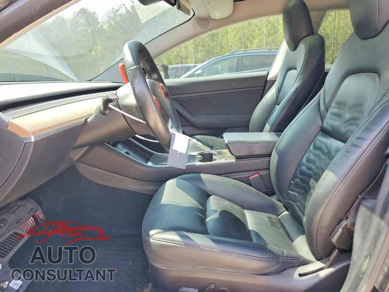 TESLA MODEL 3 2019 - 5YJ3E1EA1KF403849