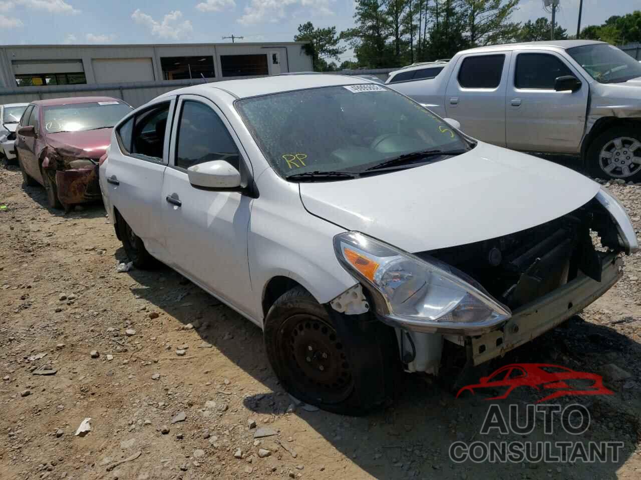 NISSAN VERSA 2017 - 3N1CN7AP2HL849177