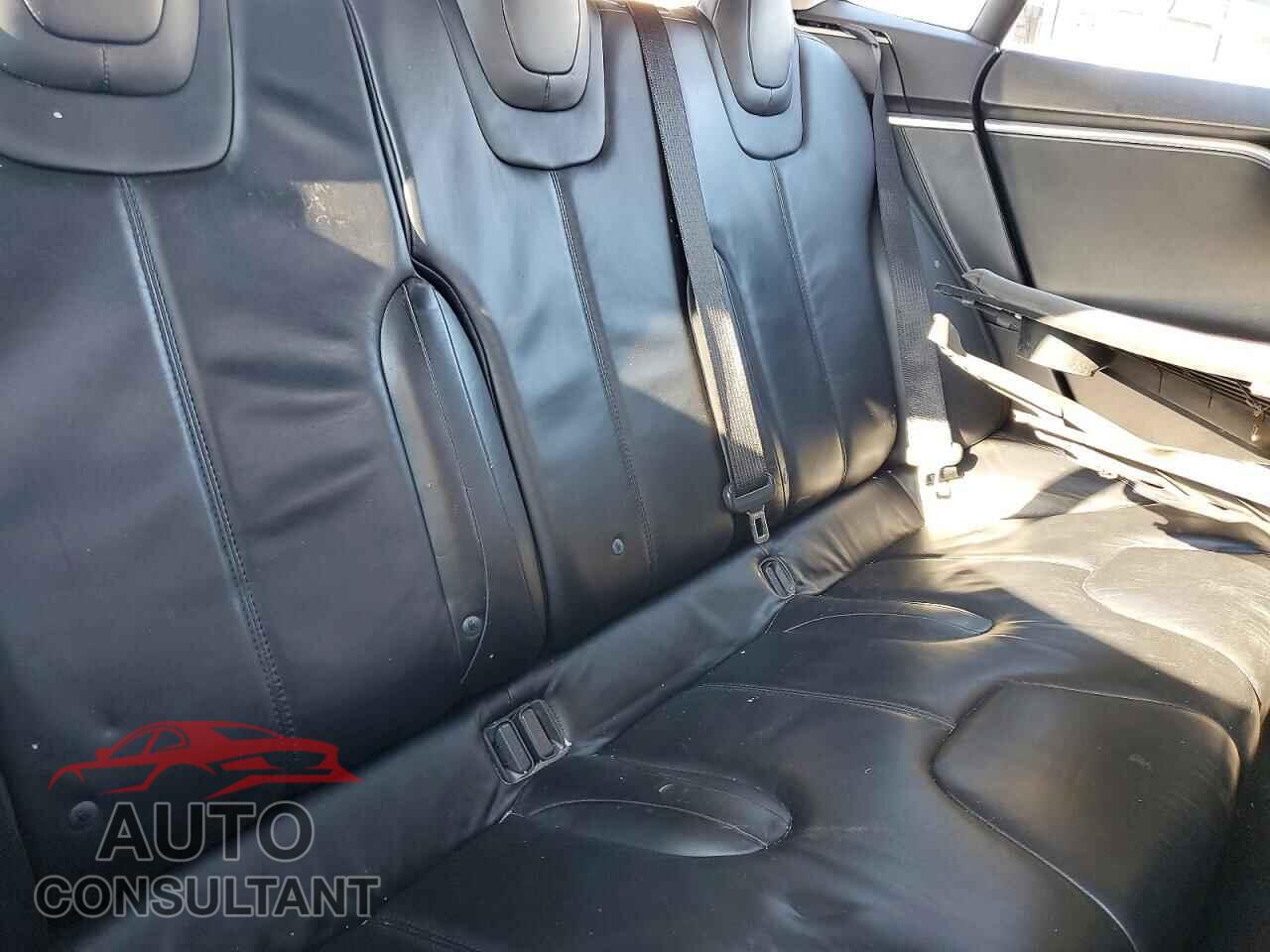 TESLA MODEL S 2013 - 5YJSA1AG5DFP08968