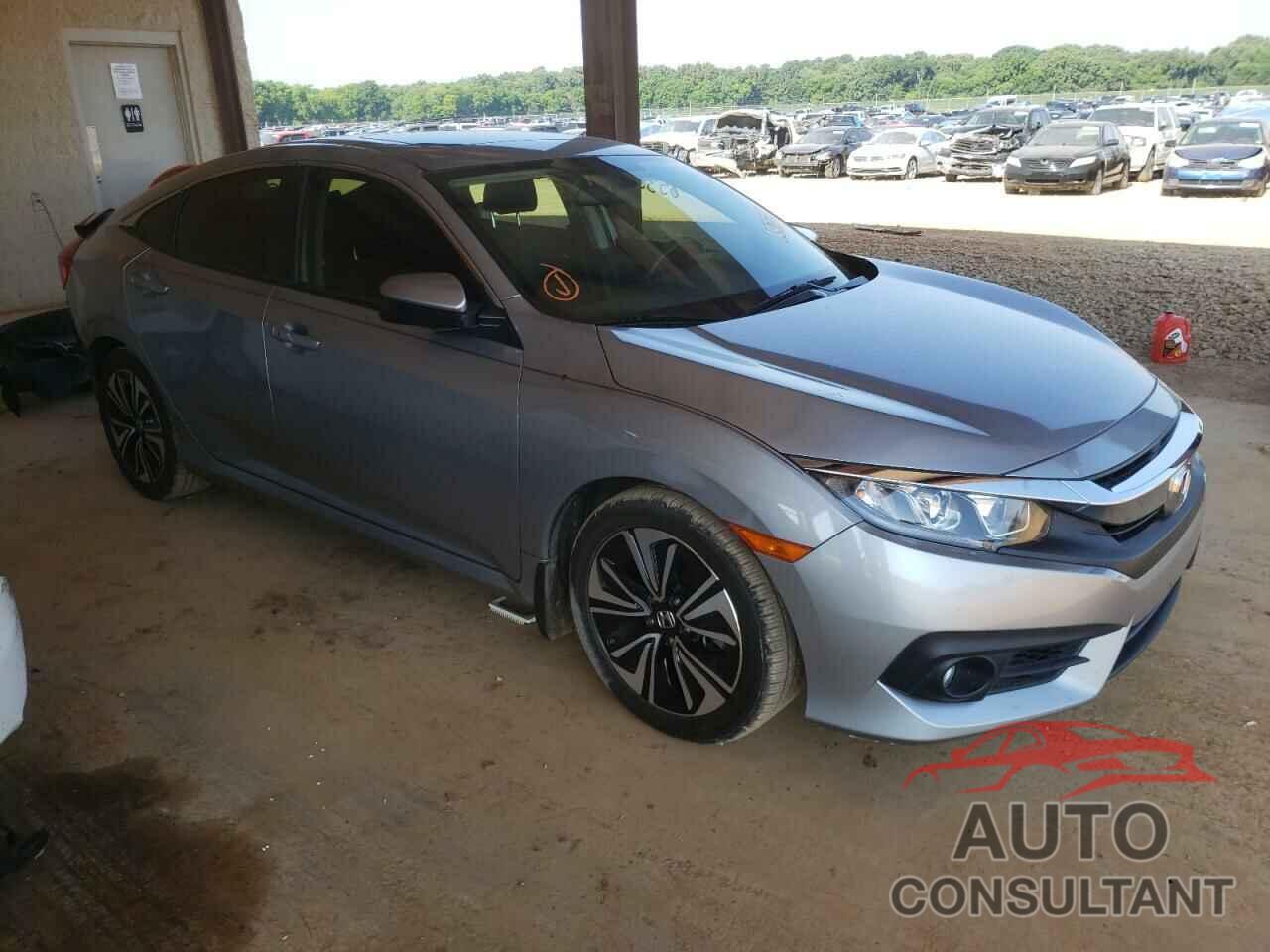 HONDA CIVIC 2018 - JHMFC1F32JX041620