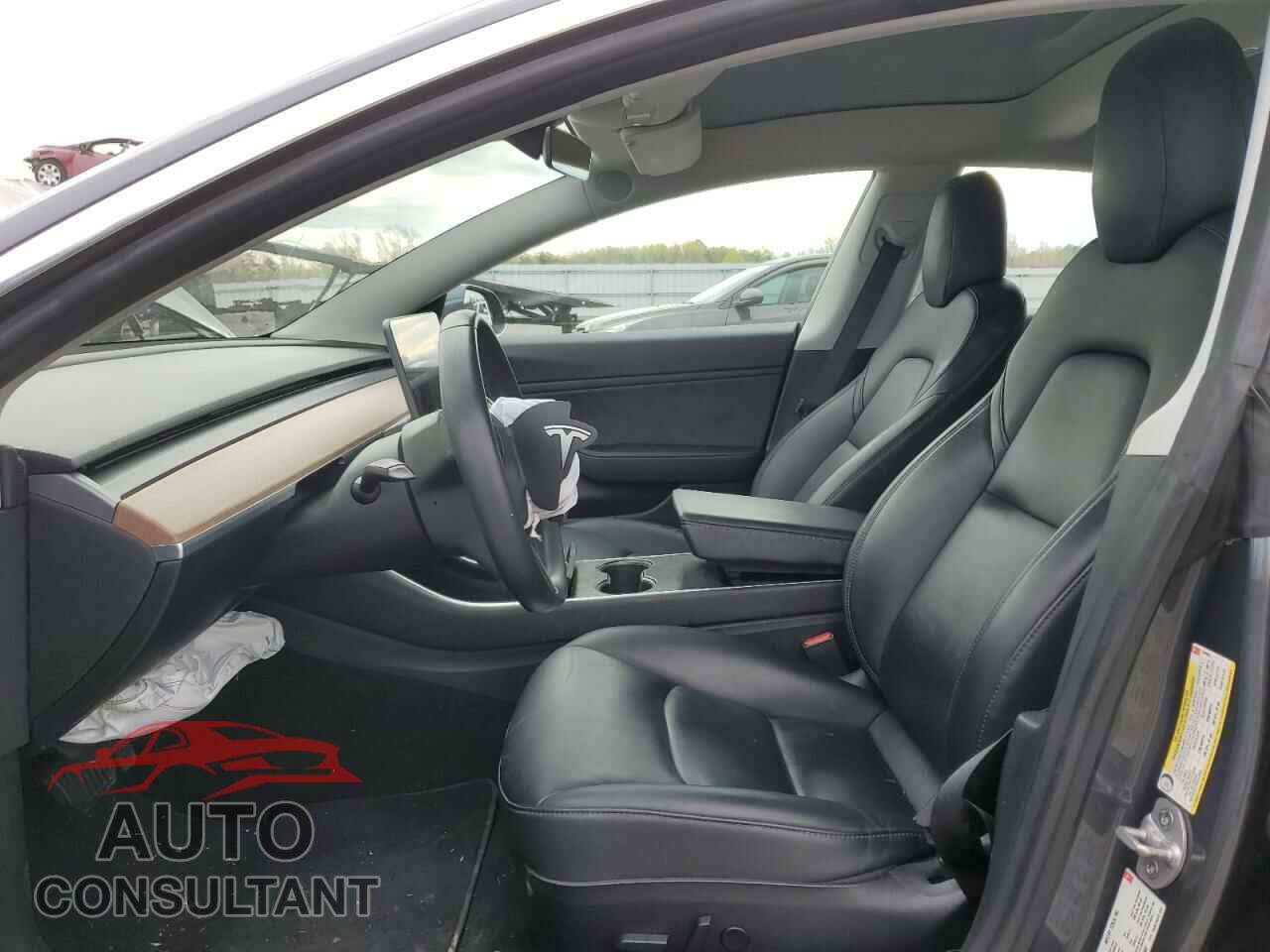 TESLA MODEL 3 2018 - 5YJ3E1EA6JF154902