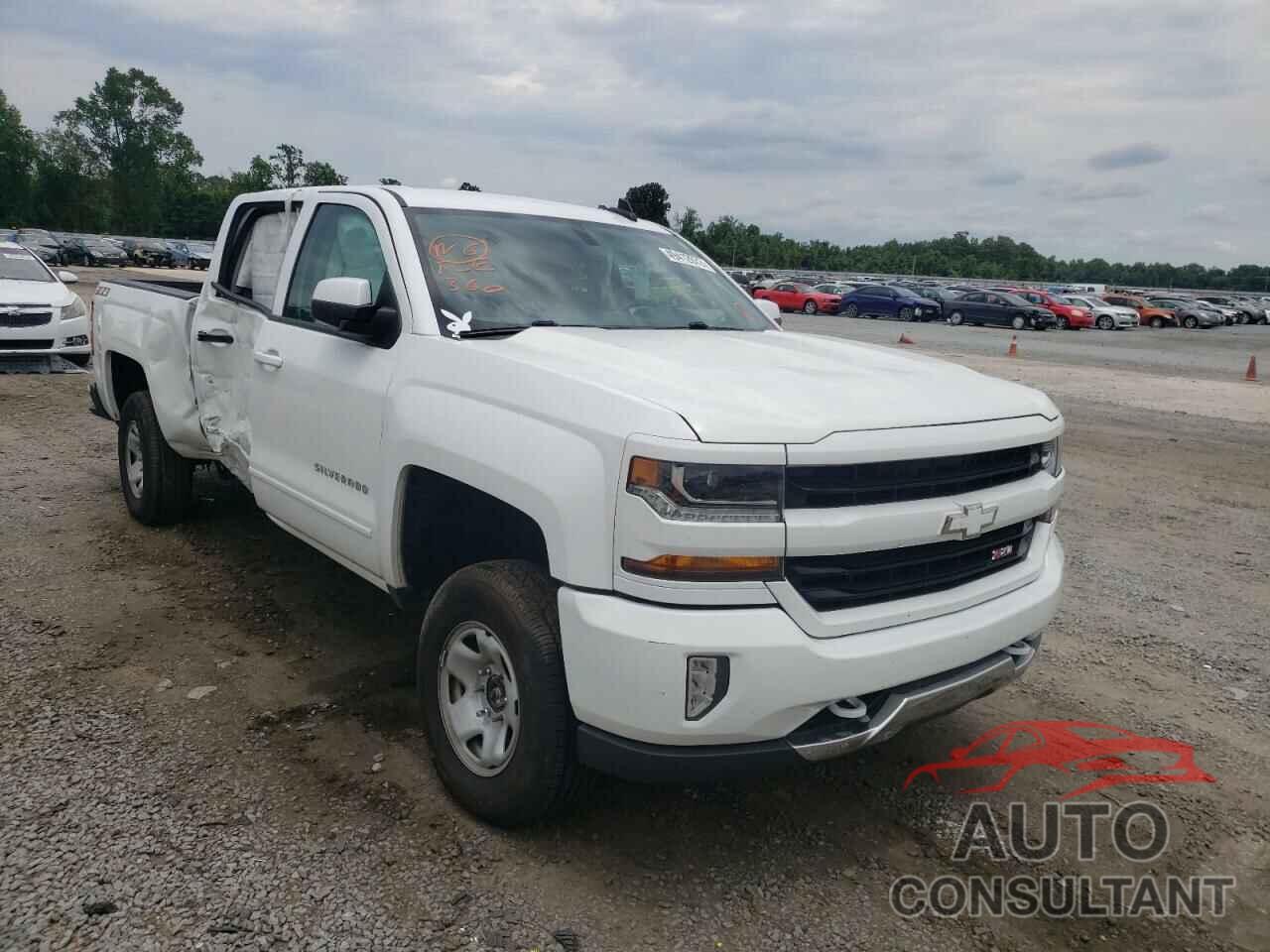 CHEVROLET SILVERADO 2018 - 3GCUKREC4JG150855