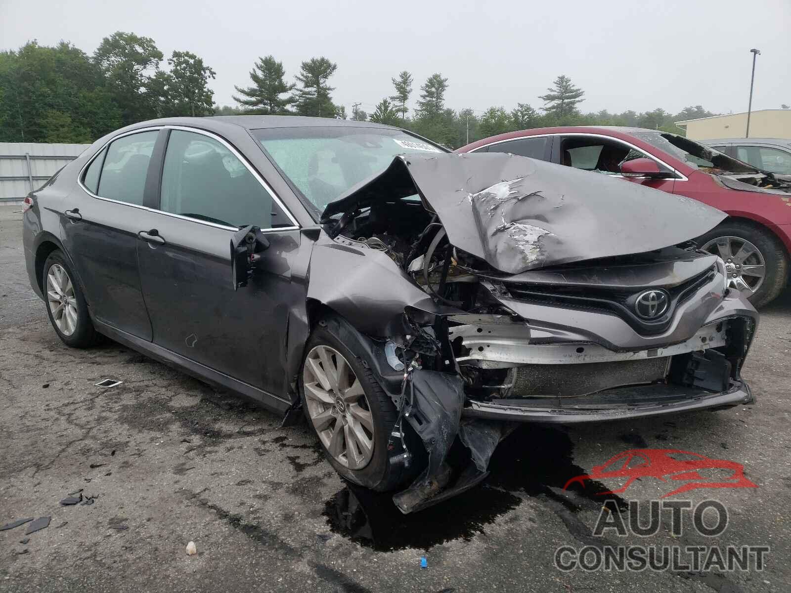 TOYOTA CAMRY 2018 - 4T1B11HK8JU096032