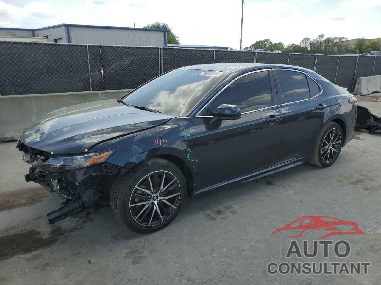 TOYOTA CAMRY 2021 - 4T1G11AK9MU573166