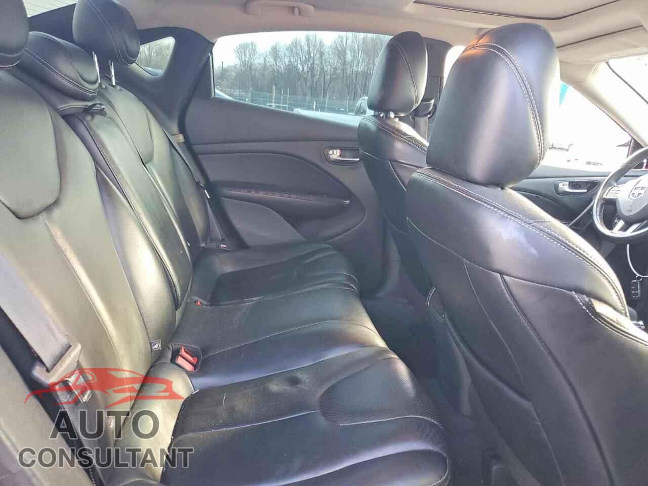 DODGE DART 2015 - 1C3CDFCB2FD375136