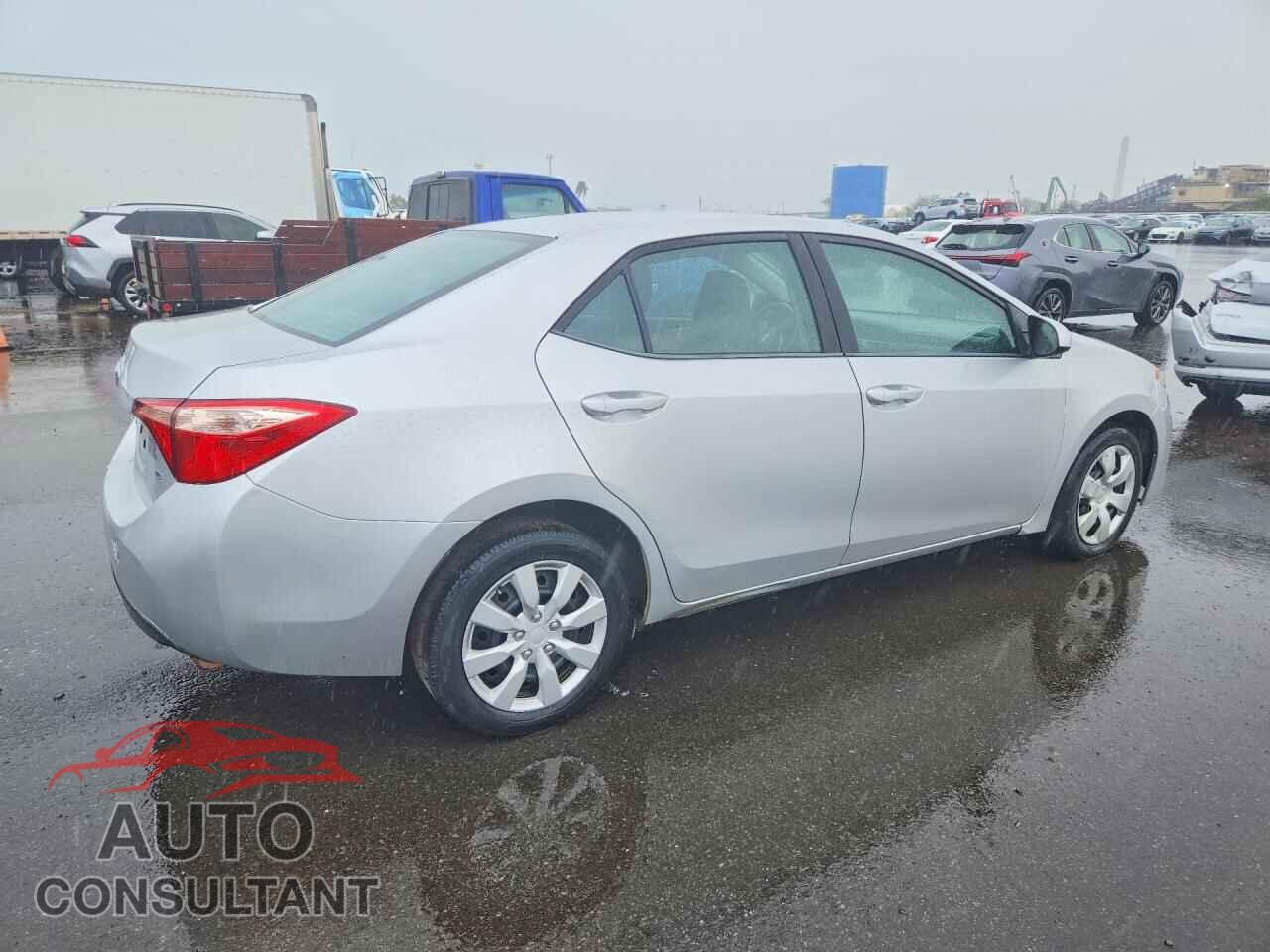 TOYOTA COROLLA 2017 - 5YFBURHE4HP591419
