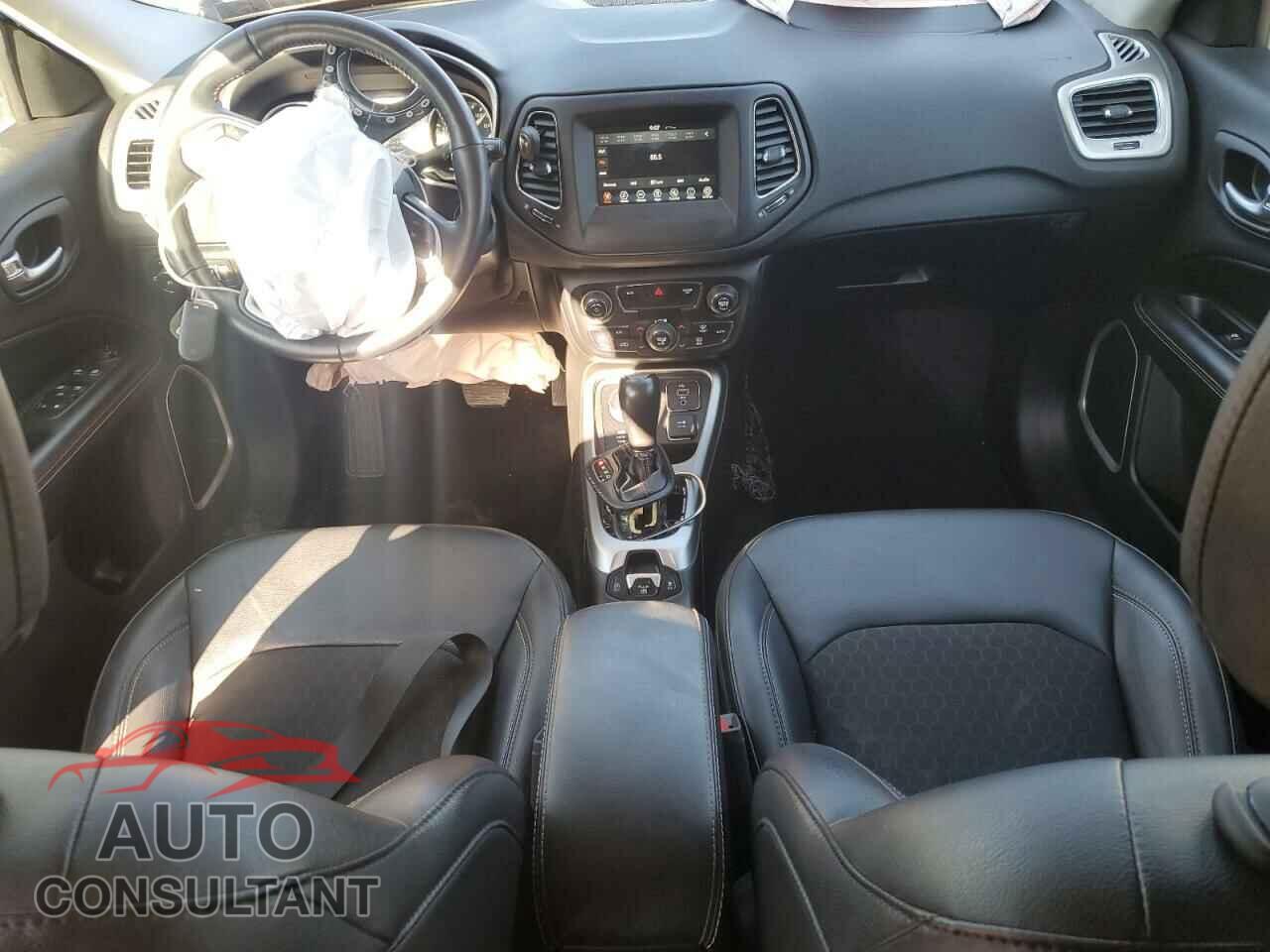 JEEP COMPASS 2019 - 3C4NJDBB0KT650669