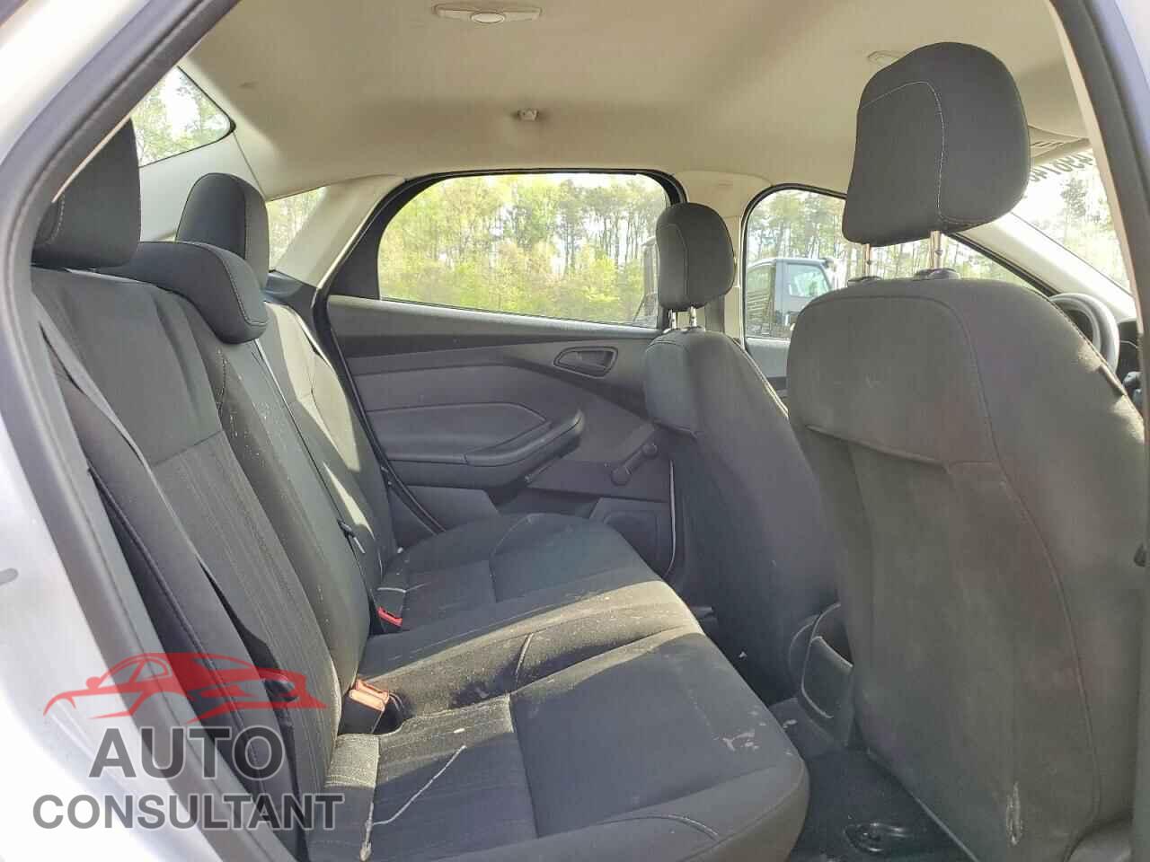 FORD FOCUS 2016 - 1FADP3E27GL348837