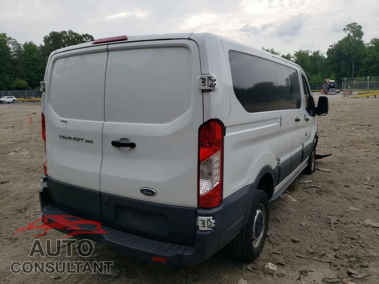 FORD TRANSIT CO 2016 - 1FTYR1ZM1GKA17005