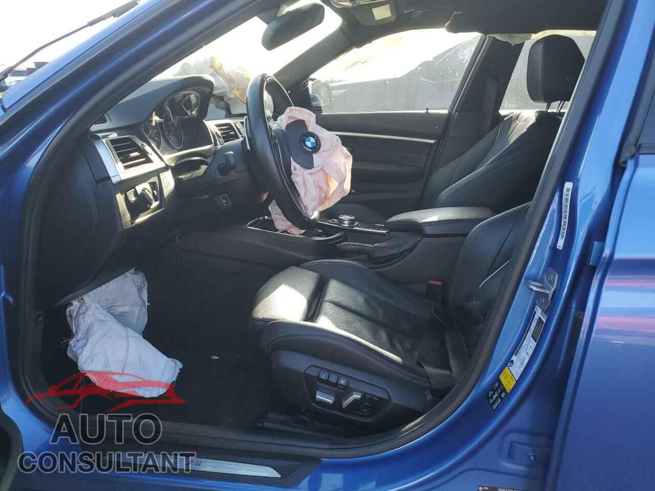 BMW 3 SERIES 2016 - WBA8B7G51GNT14709