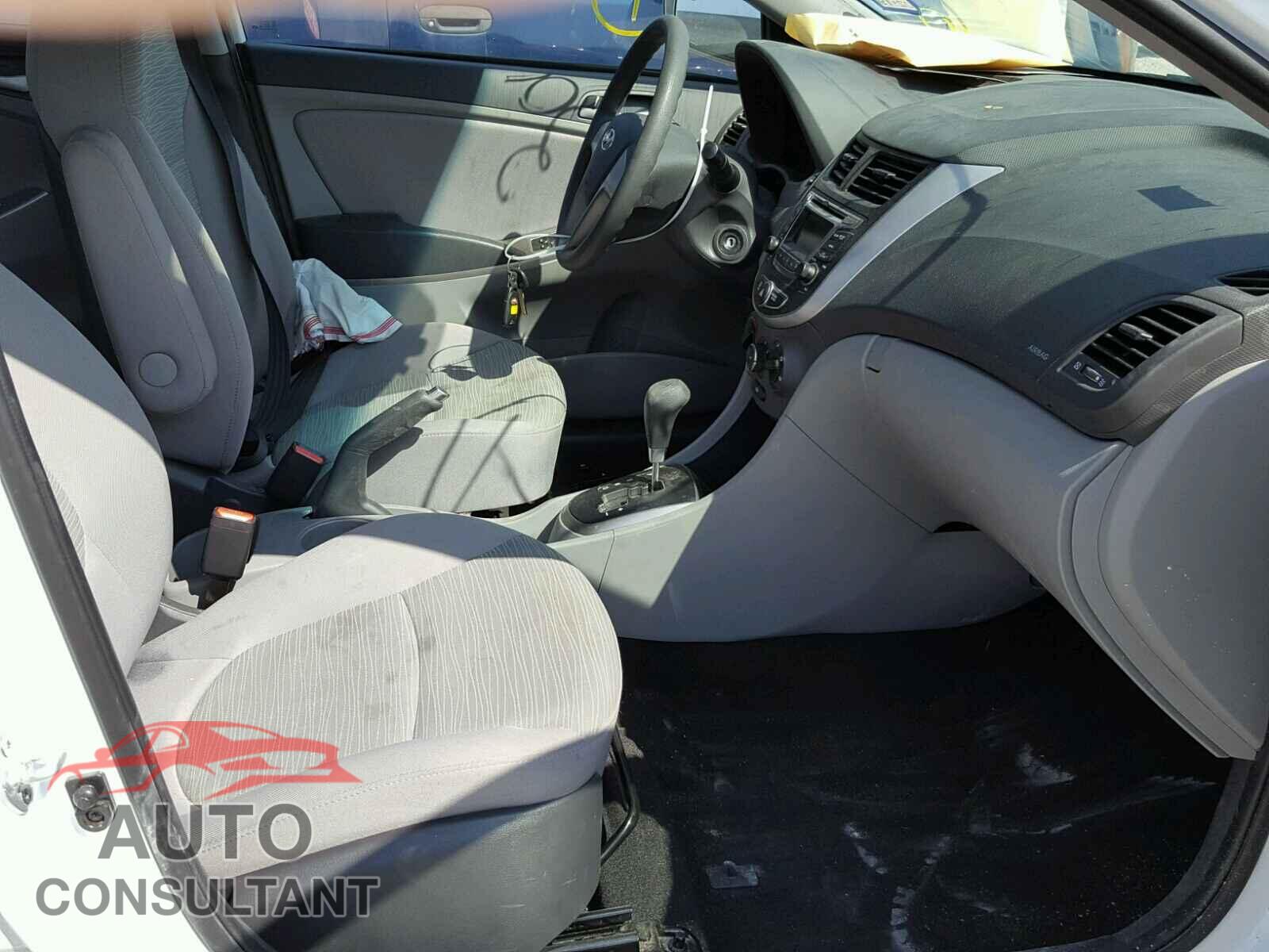HYUNDAI ACCENT 2017 - KMHCT4AE2HU304971