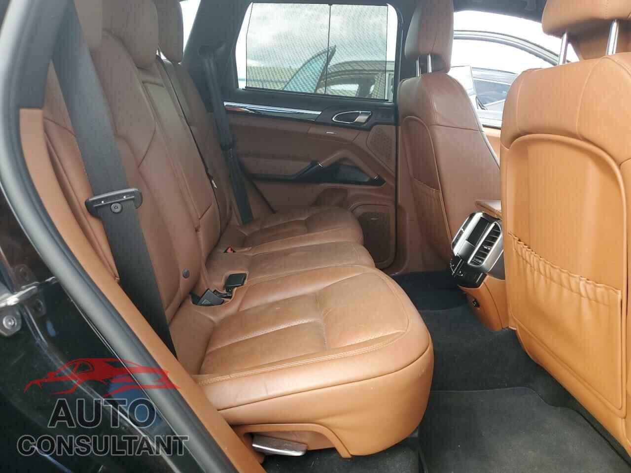 PORSCHE CAYENNE 2016 - WP1AE2A26GLA63662
