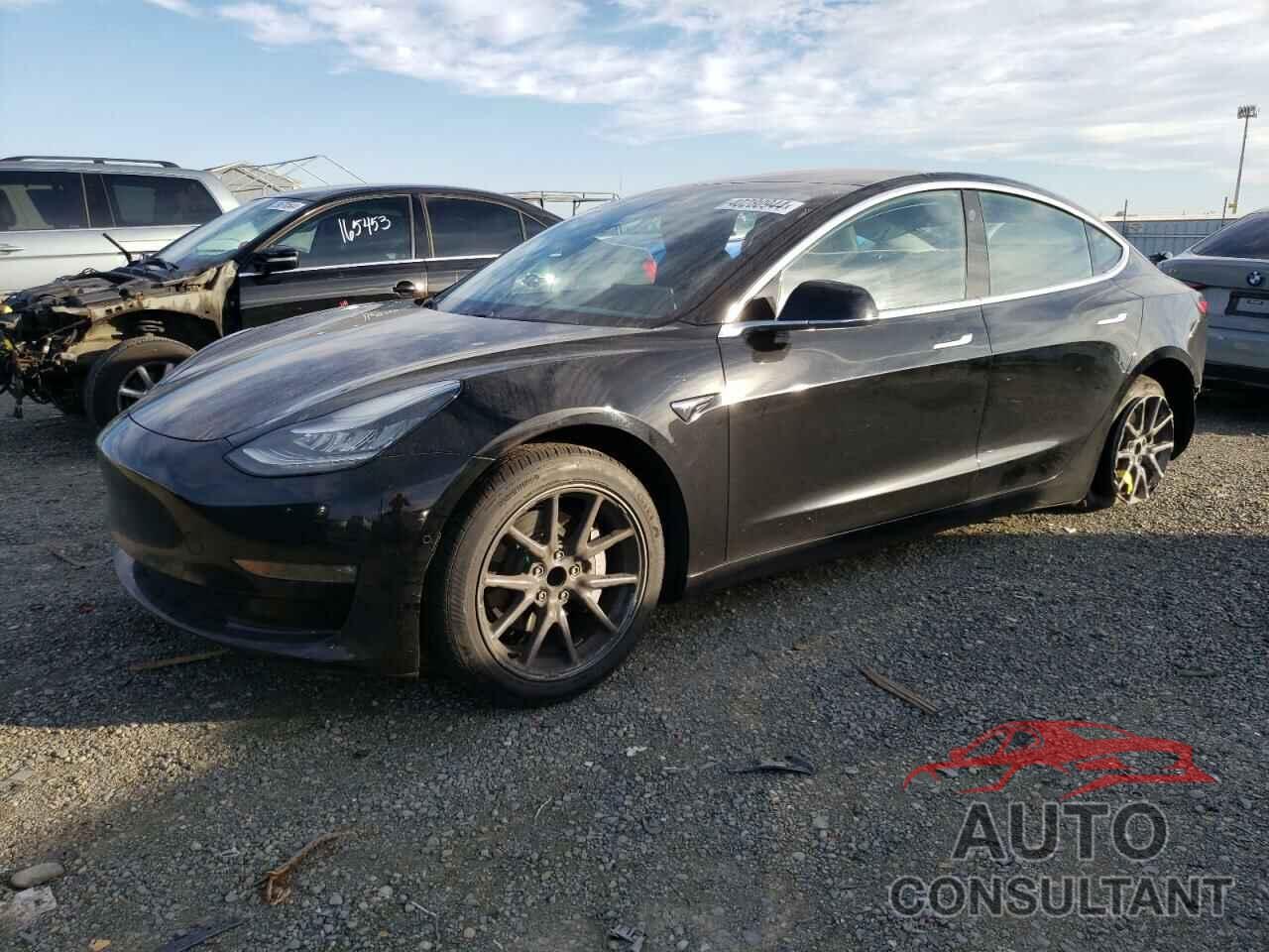 TESLA MODEL 3 2019 - 5YJ3E1EA7KF297150