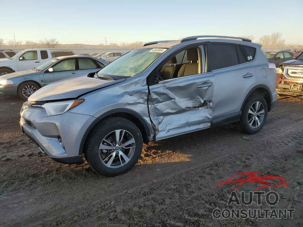 TOYOTA RAV4 2017 - 2T3RFREV5HW695405