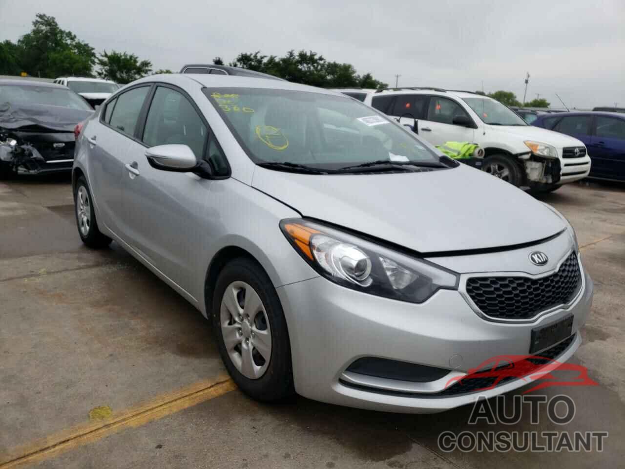 KIA FORTE 2016 - KNAFX4A66G5608602