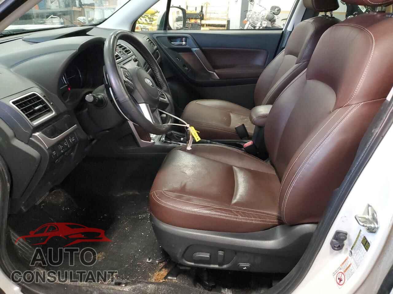 SUBARU FORESTER 2018 - JF2SJESC3JH538481
