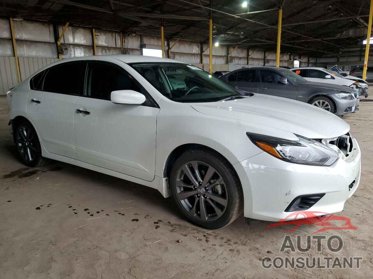 NISSAN ALTIMA 2018 - 1N4AL3AP8JC196106