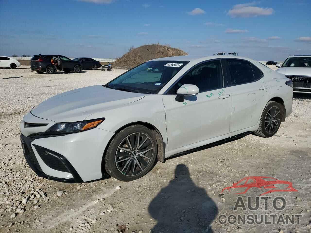 TOYOTA CAMRY 2023 - 4T1T11AK0PU135428