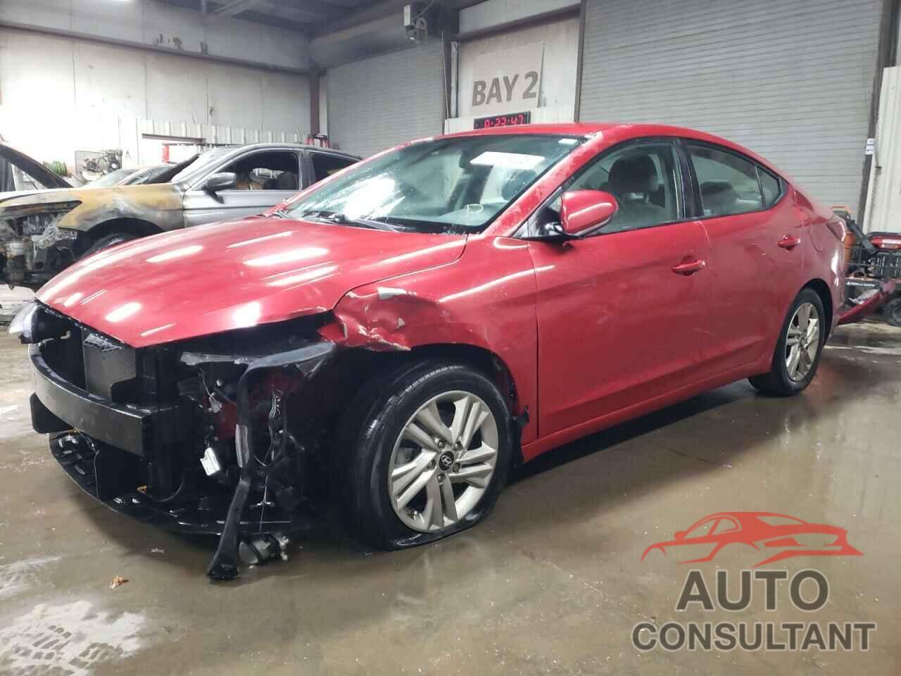 HYUNDAI ELANTRA 2019 - 5NPD84LF4KH465906