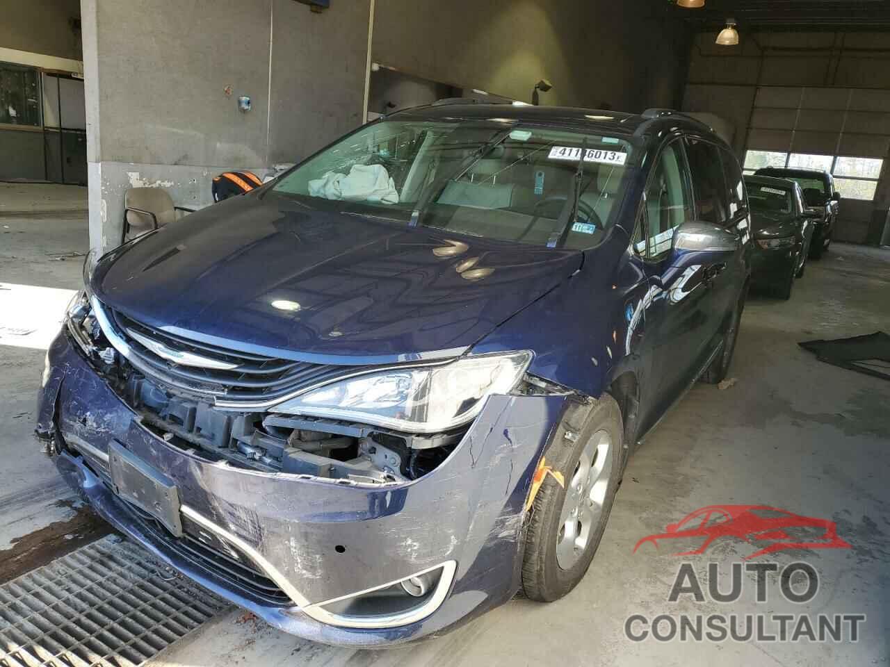 CHRYSLER PACIFICA 2018 - 2C4RC1N78JR229768