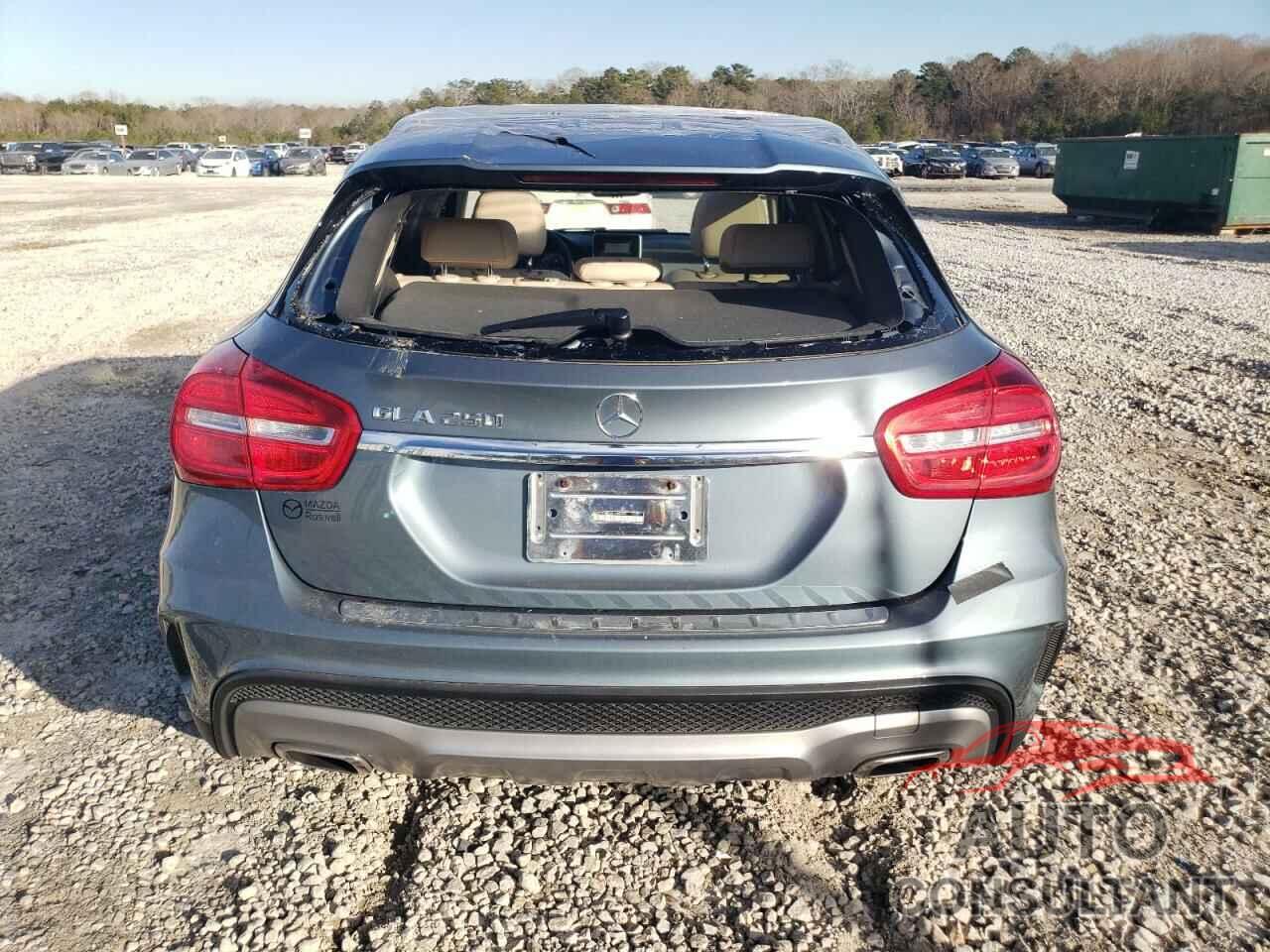 MERCEDES-BENZ GLA-CLASS 2015 - WDCTG4EBXFJ182474