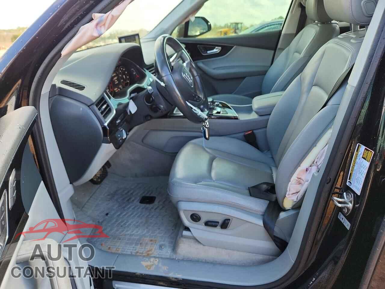 AUDI Q7 2018 - WA1LABF70JD007786