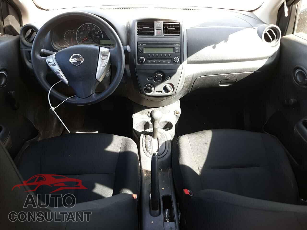 NISSAN VERSA 2017 - 3N1CN7AP1HL802187
