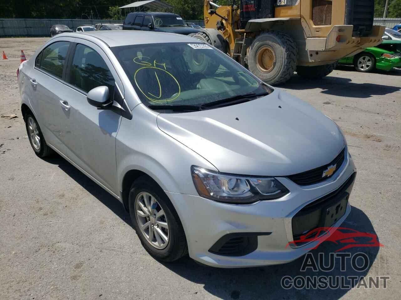 CHEVROLET SONIC 2019 - 1G1JD5SB8K4119455