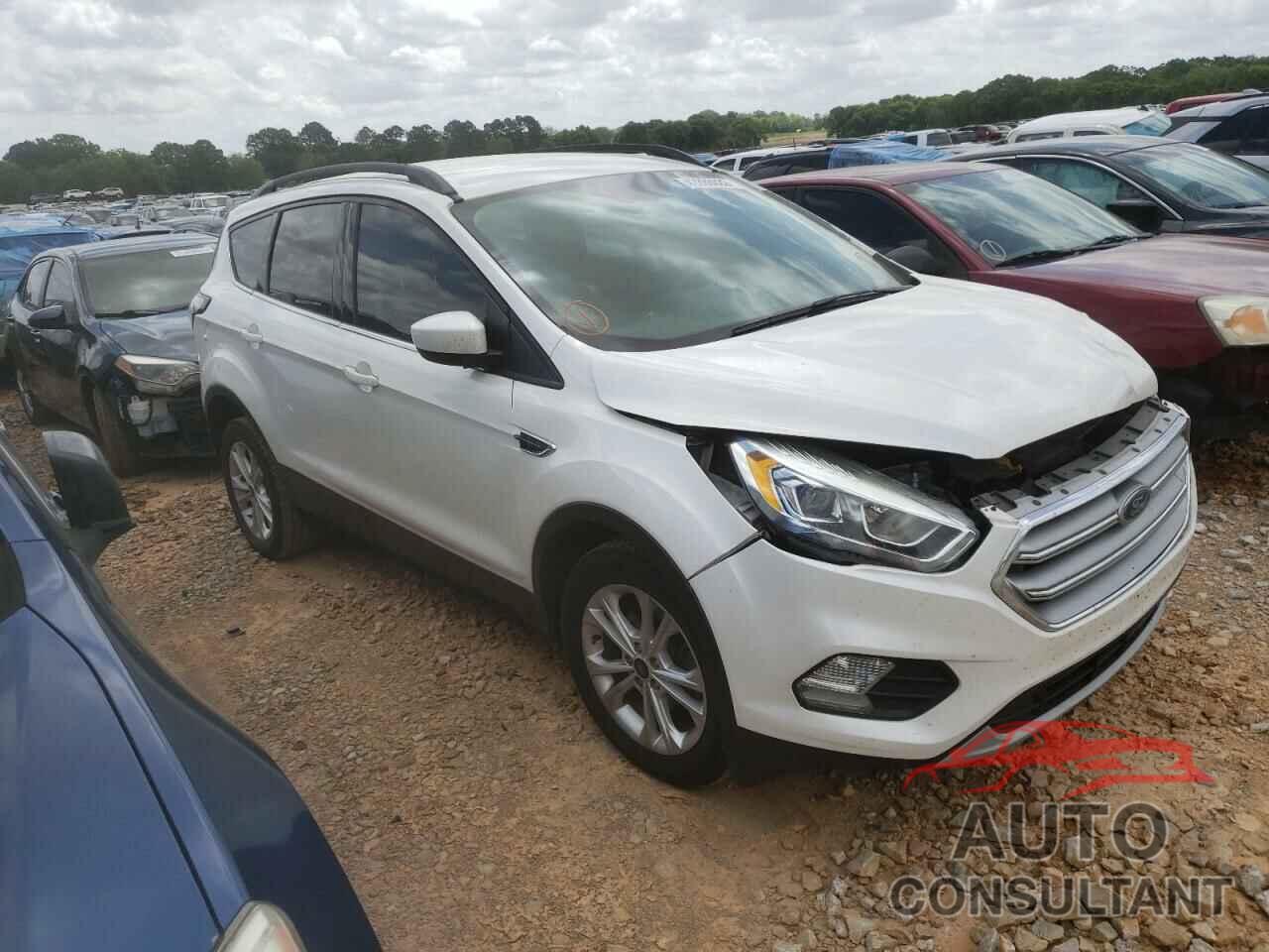 FORD ESCAPE 2017 - 1FMCU0GD9HUC07299