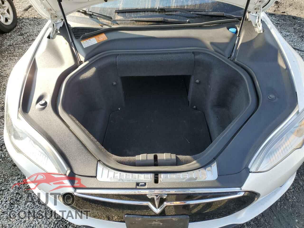 TESLA MODEL S 2012 - 5YJSA1CP1CFP02483