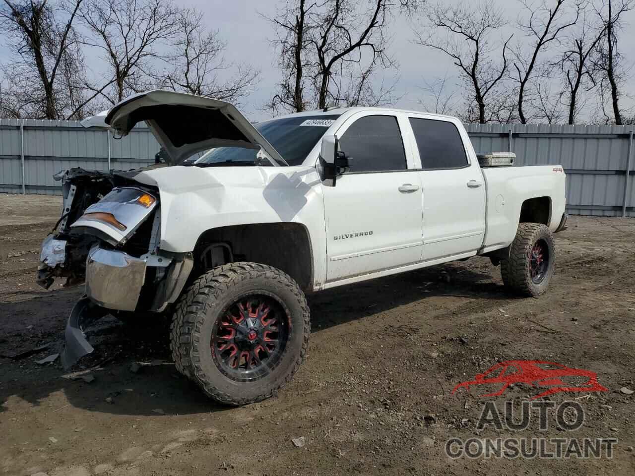 CHEVROLET SILVERADO 2018 - 1GCUKREC3JF234652