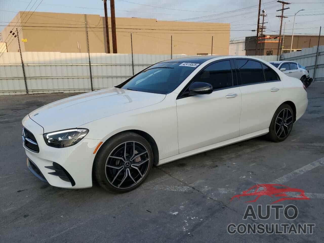MERCEDES-BENZ E-CLASS 2023 - W1KZF8DB0PB102662