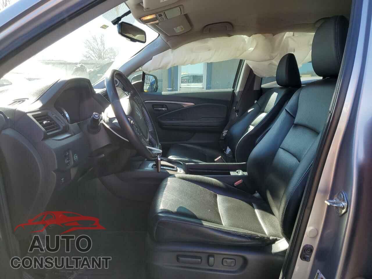 HONDA RIDGELINE 2018 - 5FPYK3F64JB010888