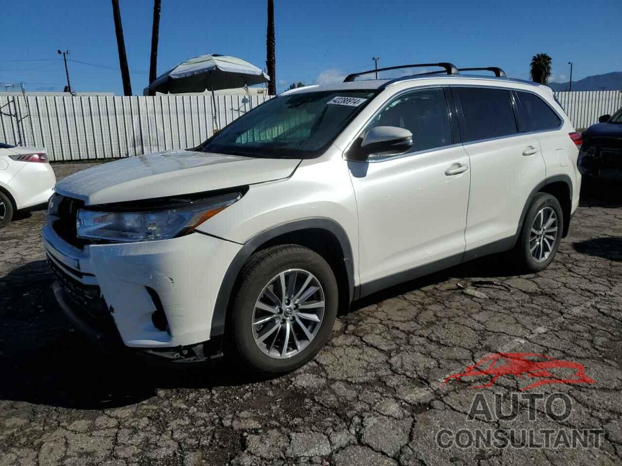 TOYOTA HIGHLANDER 2019 - 5TDKZRFH3KS554083