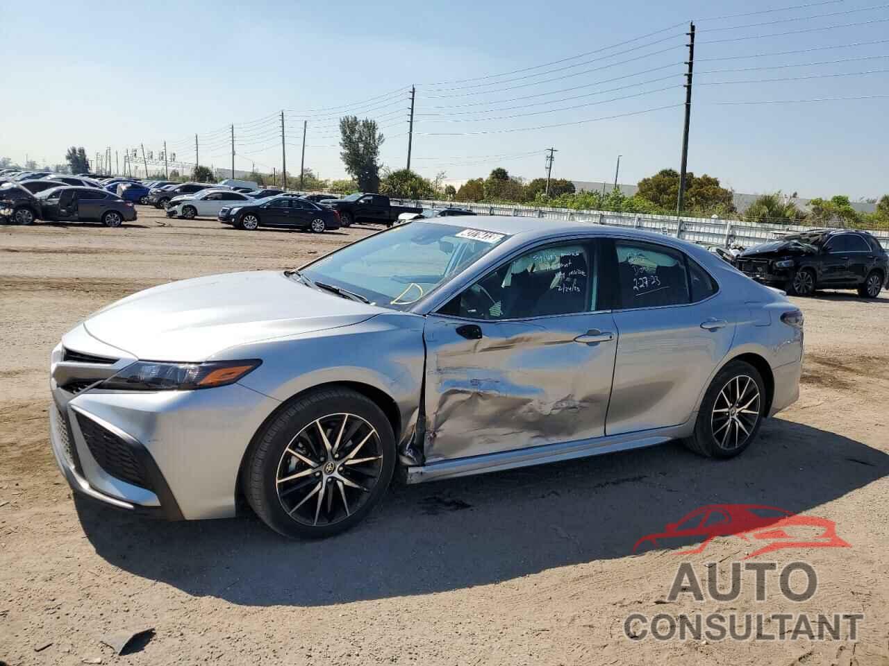 TOYOTA CAMRY 2023 - 4T1G11AK6PU740975