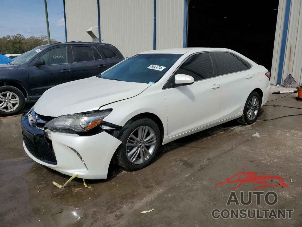 TOYOTA CAMRY 2016 - 4T1BF1FK8GU221415