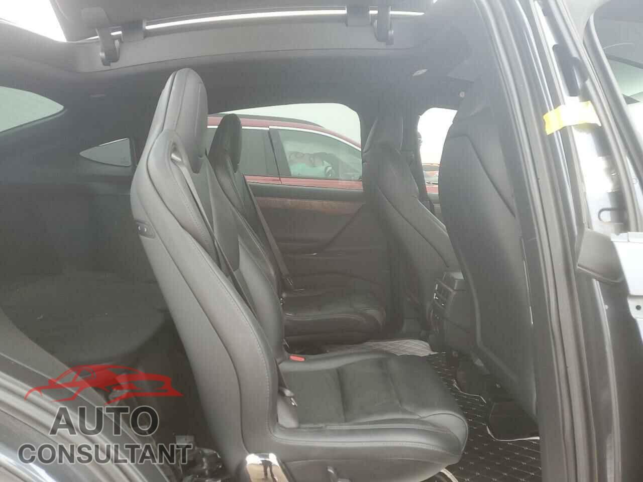 TESLA MODEL X 2020 - 5YJXCBE21LF246685