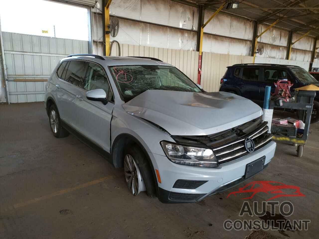 VOLKSWAGEN TIGUAN 2018 - 3VV3B7AX0JM077429