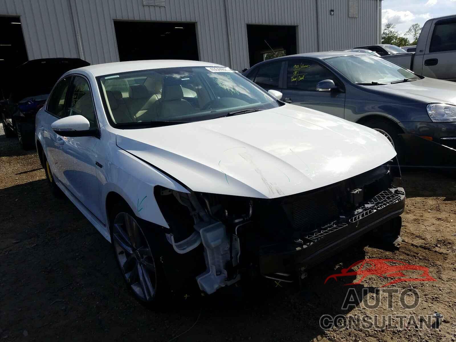 VOLKSWAGEN PASSAT 2017 - 1VWDT7A36HC044277