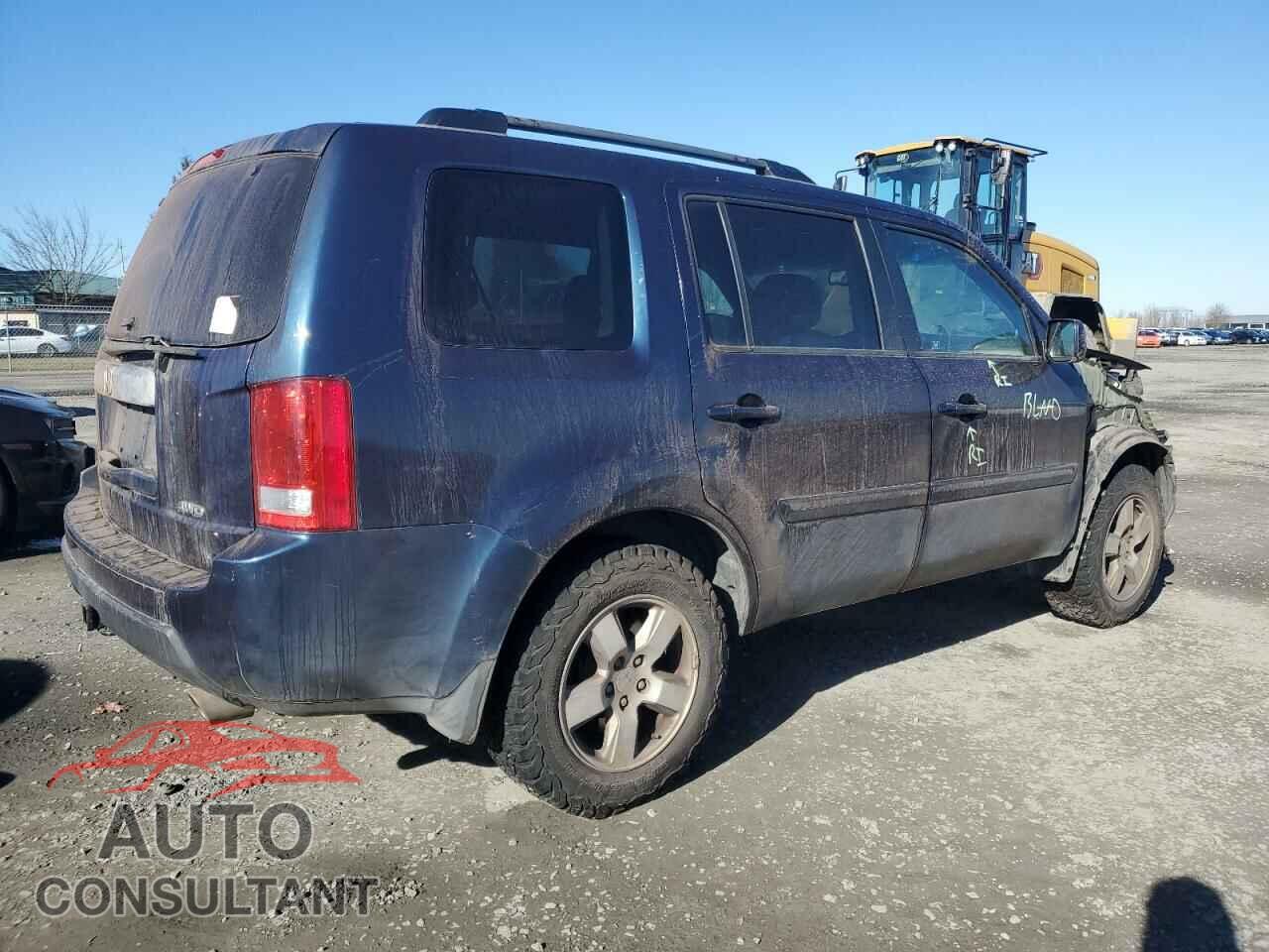 HONDA PILOT 2011 - 5FNYF4H57BB043148