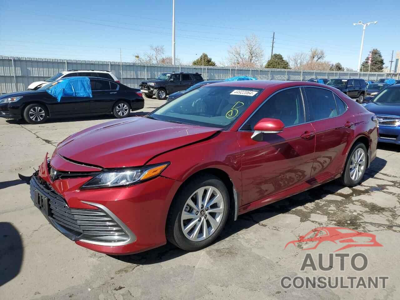 TOYOTA CAMRY 2022 - 4T1C11BK5NU069437