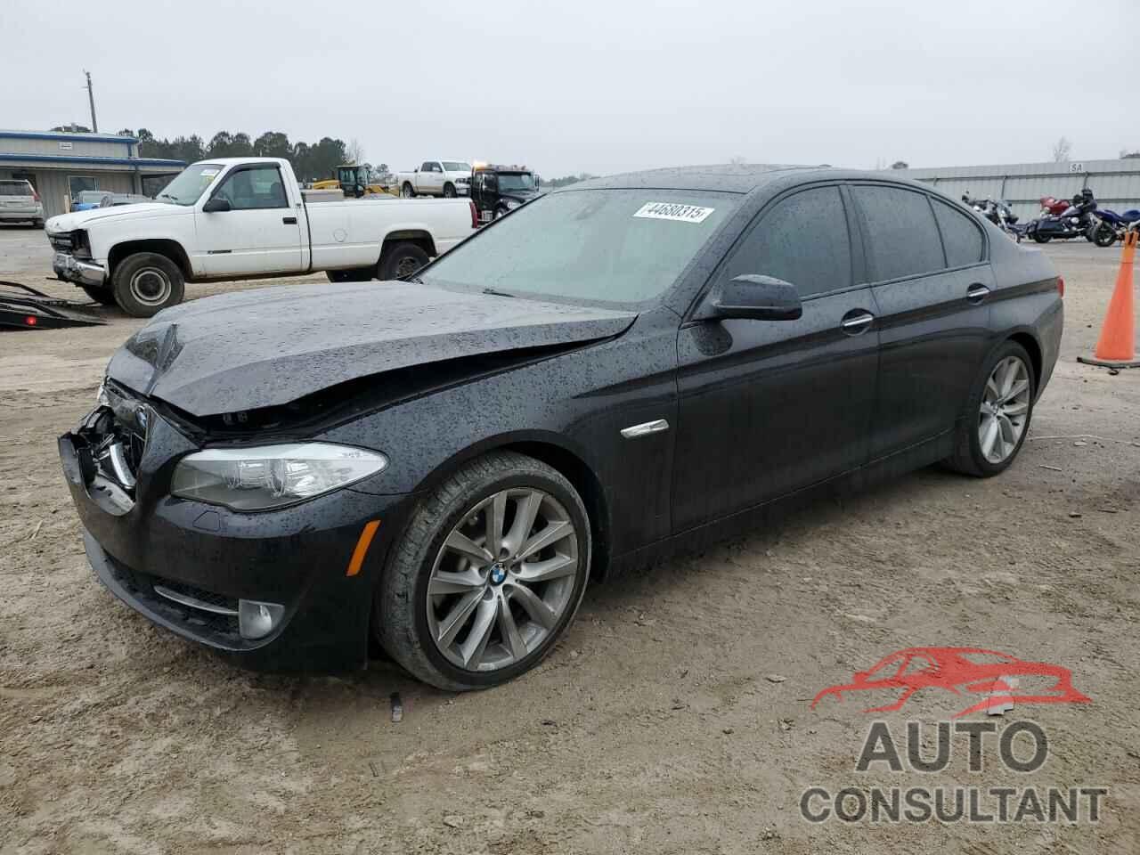 BMW 5 SERIES 2012 - WBAFR7C57CC810001